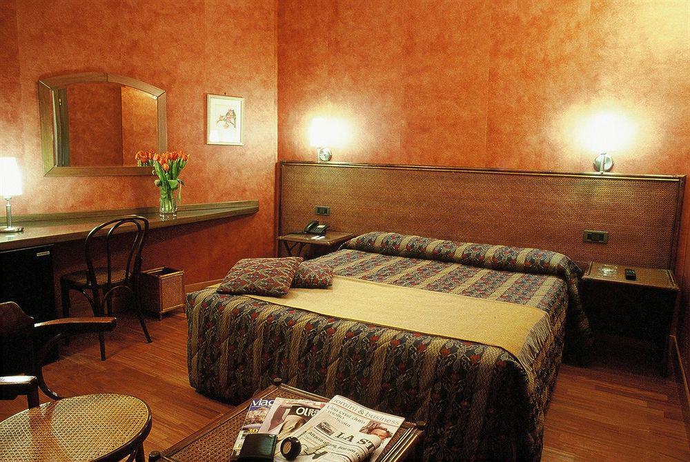 Ariosto Hotel Milano Værelse billede